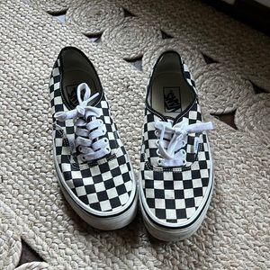 checkered vans women 8.5